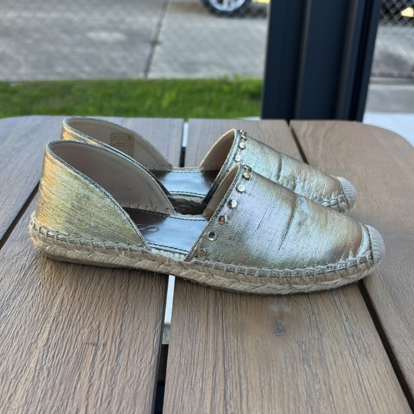 Jimmy Choo Shoes - Jimmy Choo Choo Dreya gold Metallic Espadrille Womens Flats size 35 US 5/5.5 EUC